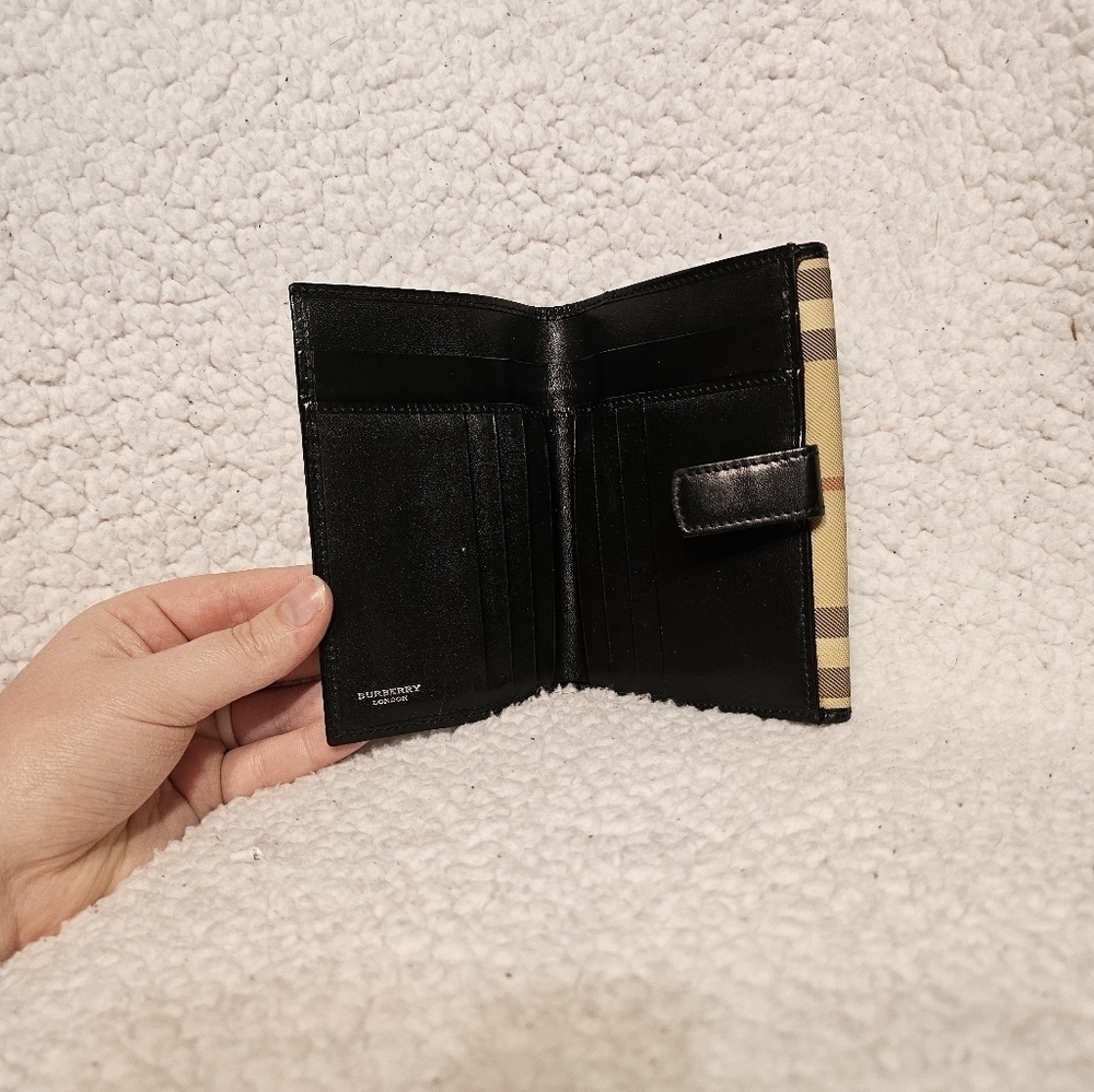 EUC Burberry Fold Wallet - Picture 5 of 7
